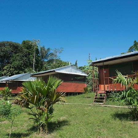 Maniti Expeditions Eco Lodge อีกีโตส ภายนอก รูปภาพ