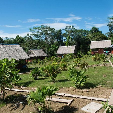 Maniti Expeditions Eco Lodge อีกีโตส ภายนอก รูปภาพ