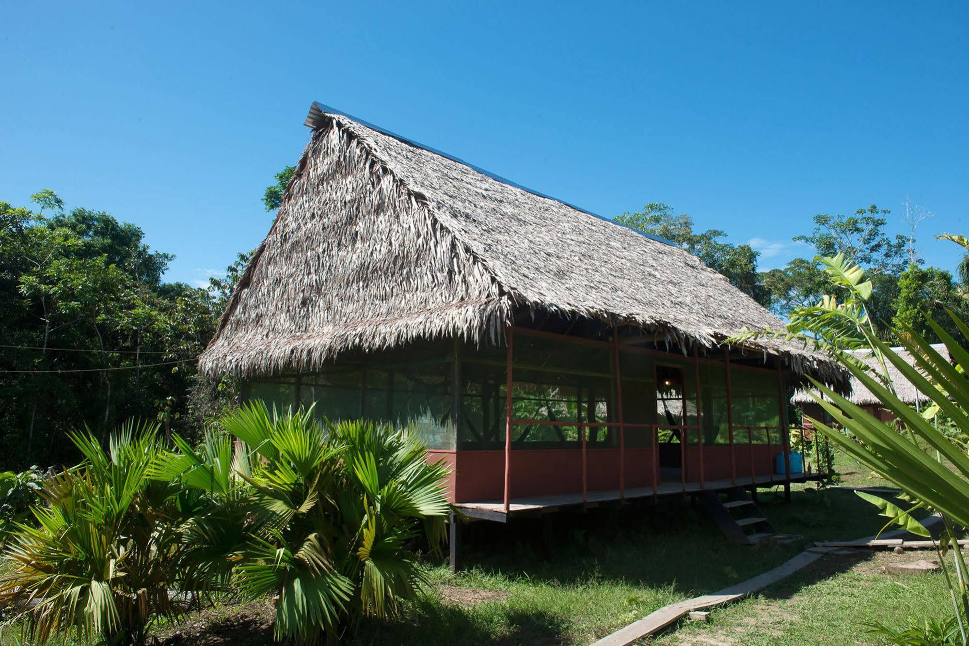 Maniti Expeditions Eco Lodge อีกีโตส ภายนอก รูปภาพ