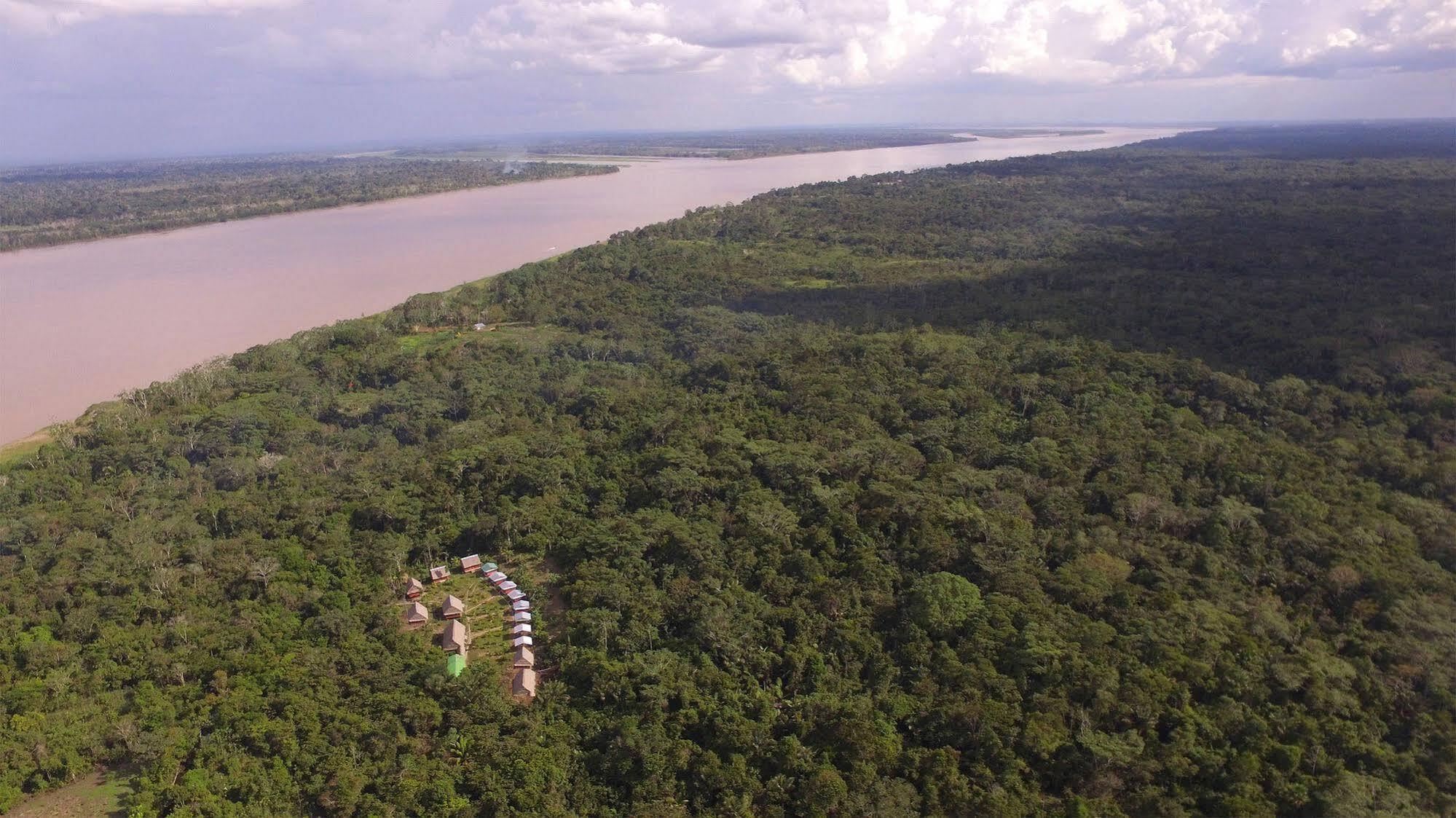 Maniti Expeditions Eco Lodge อีกีโตส ภายนอก รูปภาพ