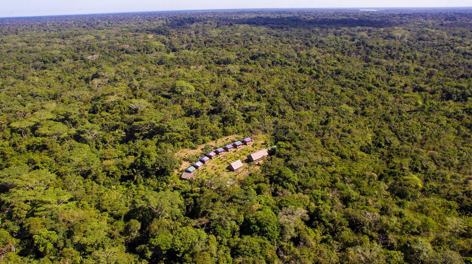 Maniti Expeditions Eco Lodge อีกีโตส ภายนอก รูปภาพ